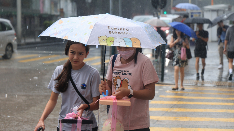 天文臺：短期廣泛地區或有大雨 雷暴警告現正生效