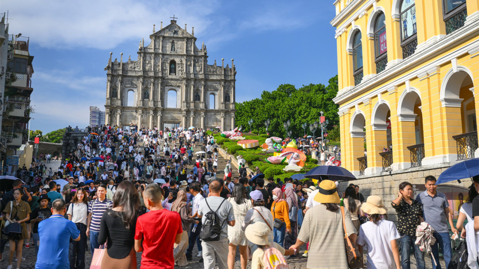 澳門經(jīng)財司司長李偉農(nóng)：有信心今年訪澳旅客達(dá)2800萬人次